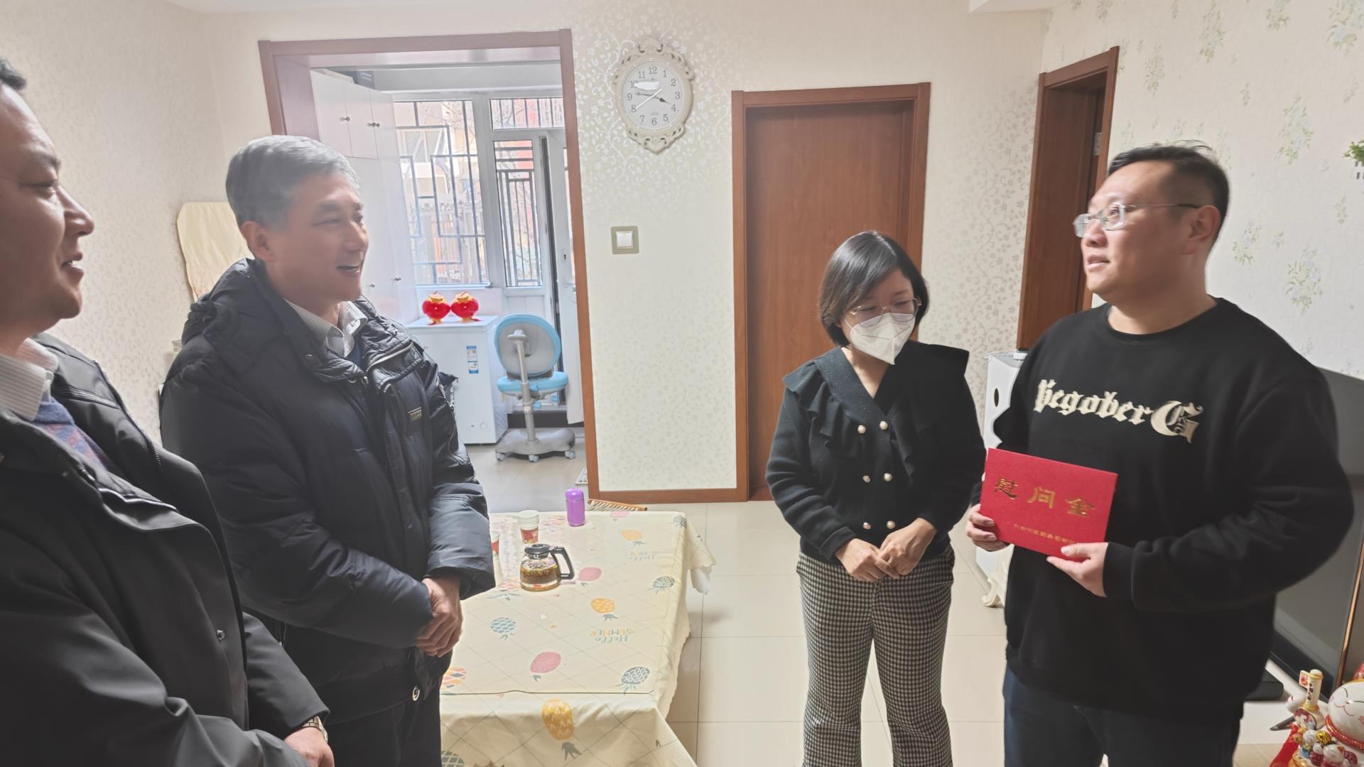 国产精品偷伦视频观看免费
