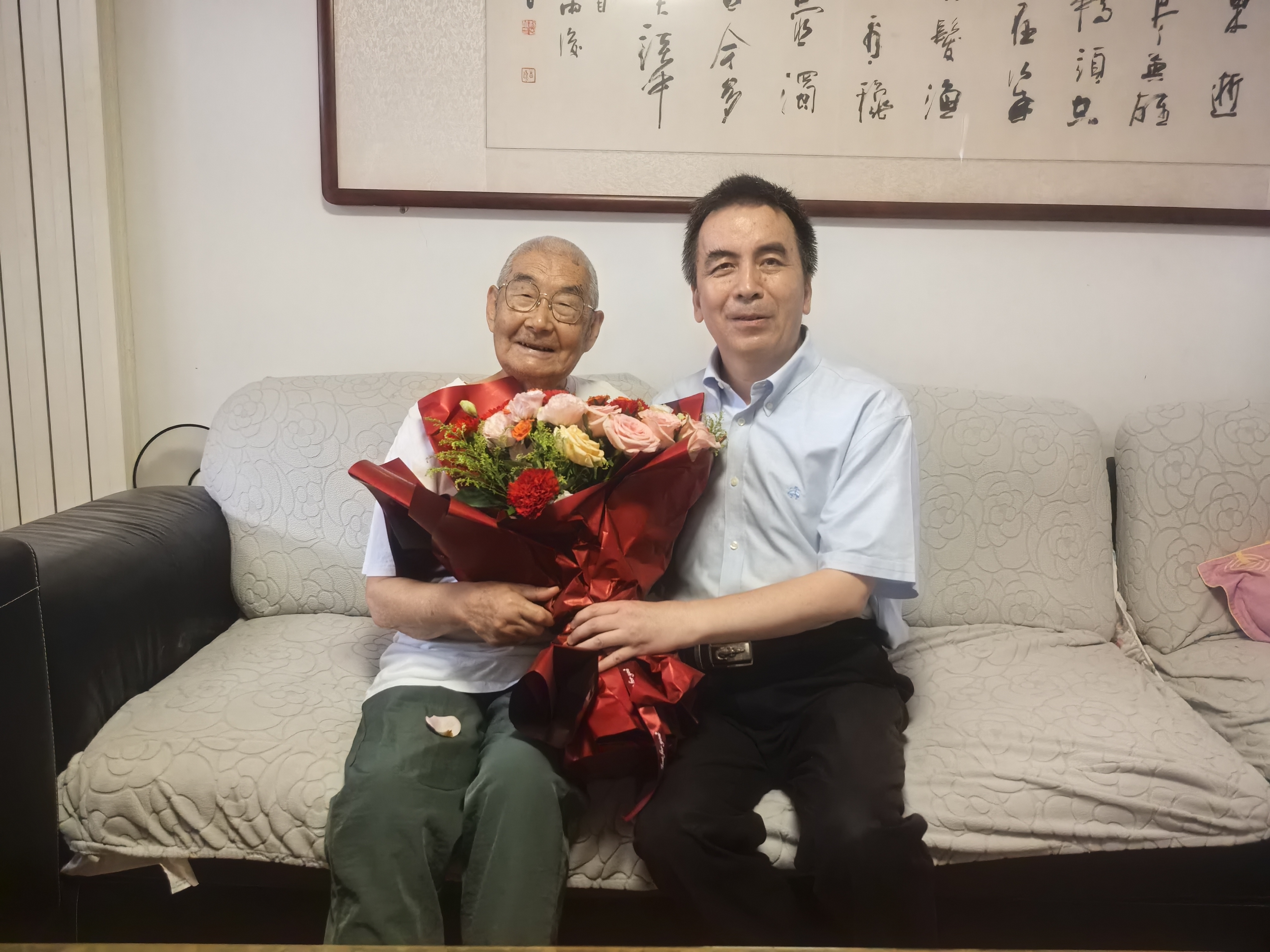 国产精品偷伦视频观看免费