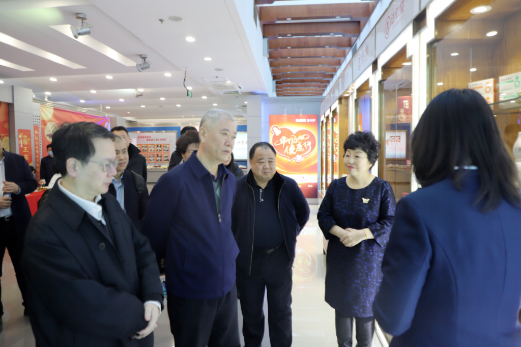 国产精品偷伦视频观看免费